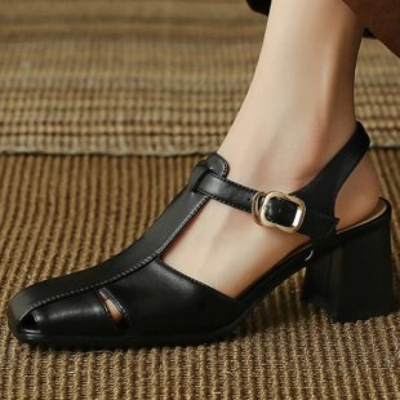 Hollow Retro Closed Toe Chunky Heel Sandals For Women