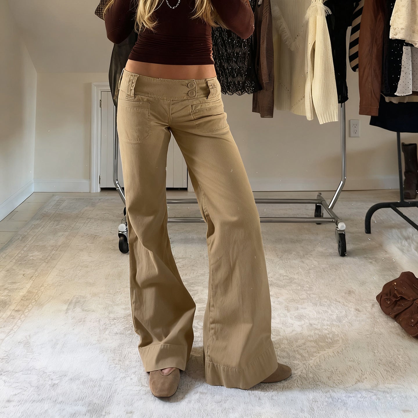 Fashionable Low-rise, Figure-flattering, Spicy-girl-style Flared Trousers