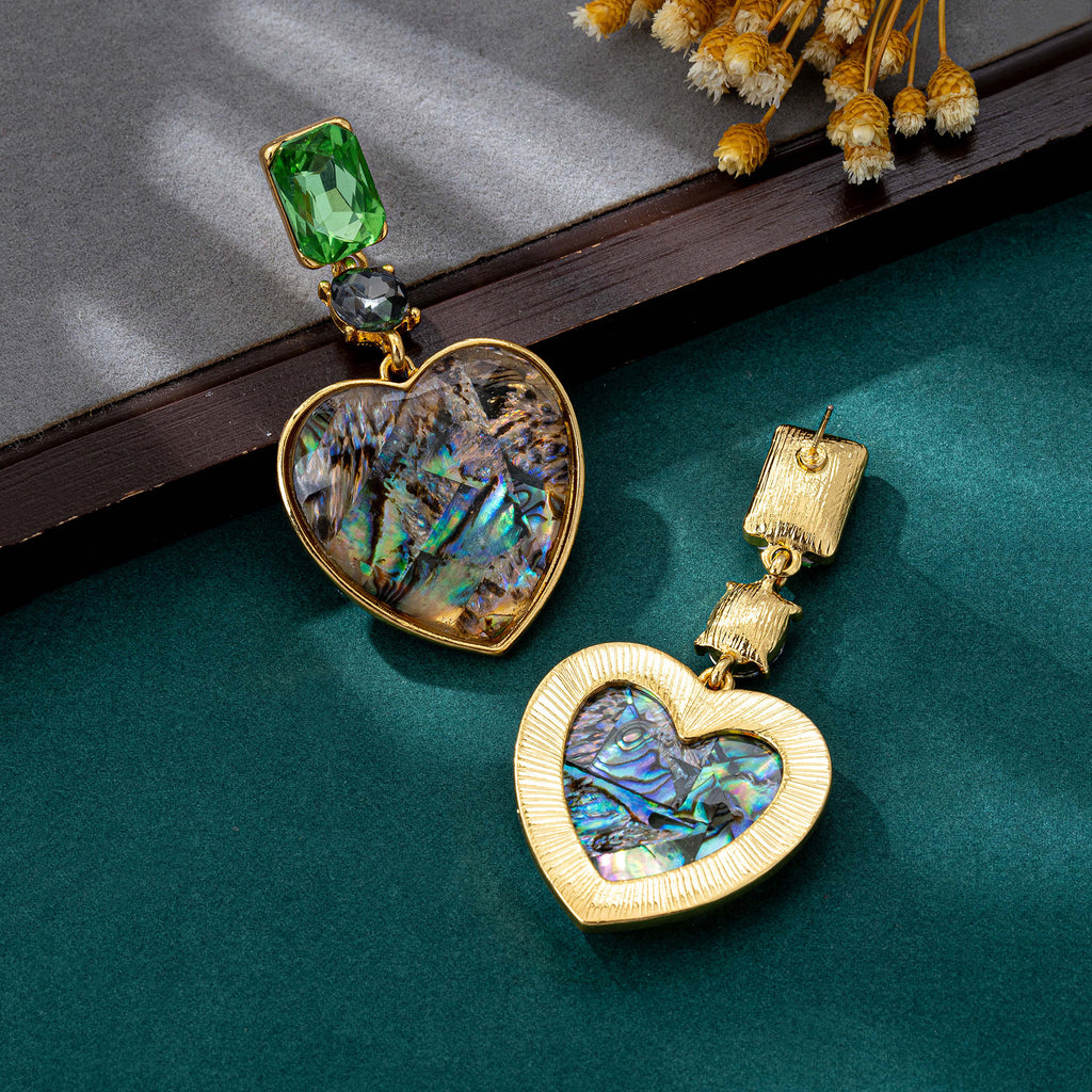 Fashionable Retro Heart Earrings For Women