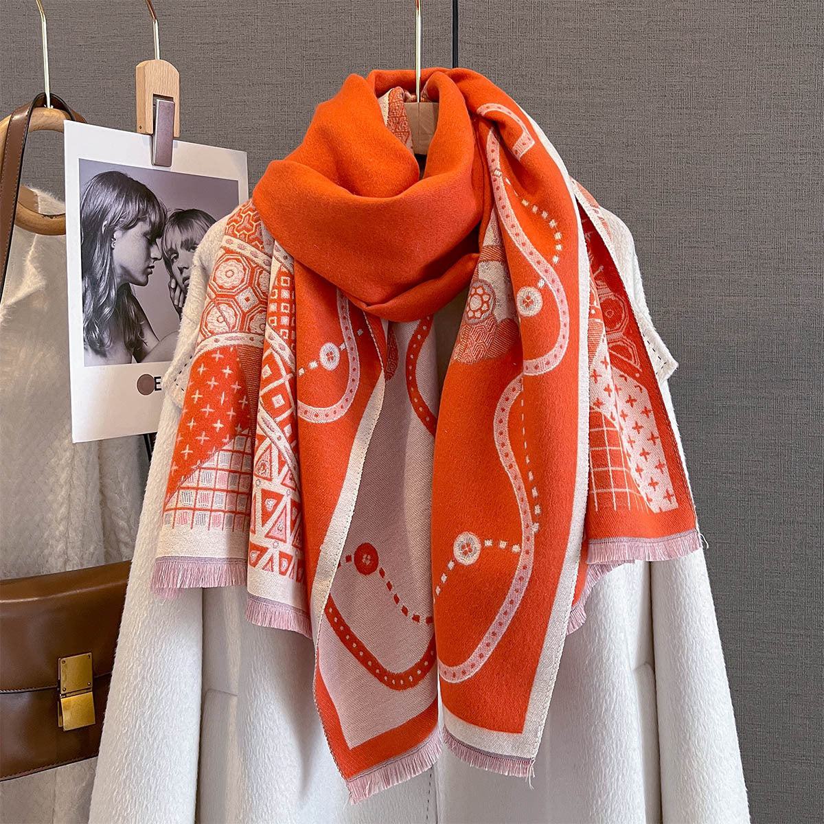 Autumn And Winter New Imitation Cashmere Scarf, Thickened And Lengthened With Horse Print