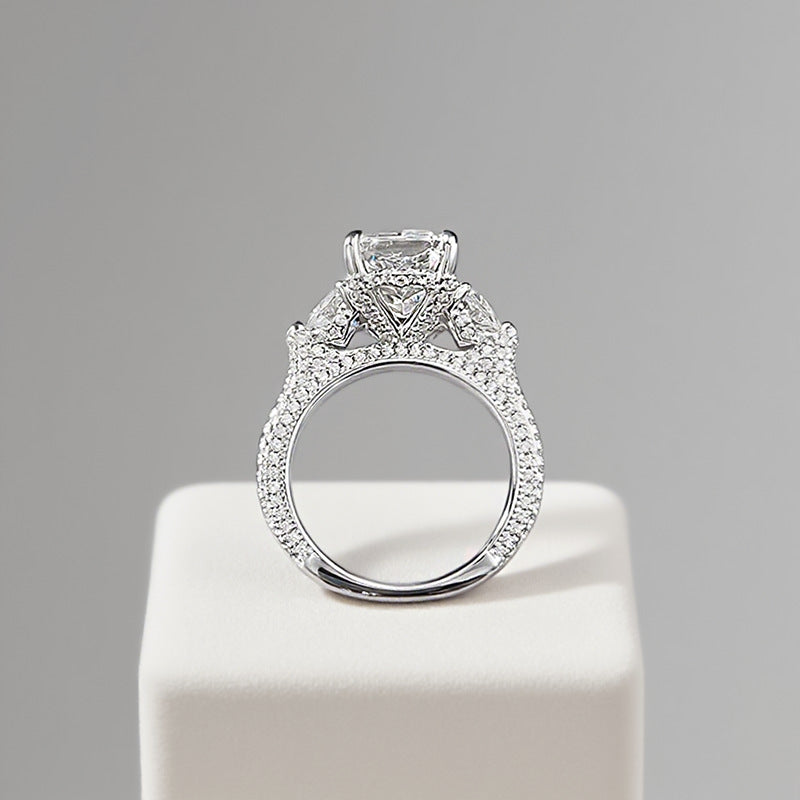 Carbon Diamond Ice Flower Cut Full-Crystal Ring