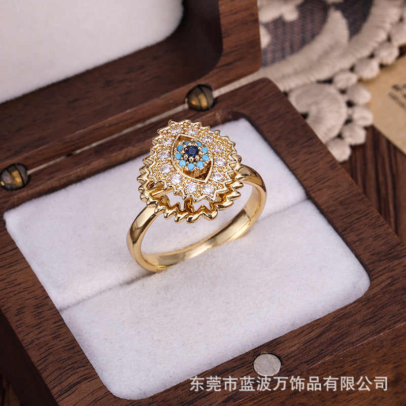 Bold And Dramatic Circular Opening Ring For The Index Finger Designed For Women