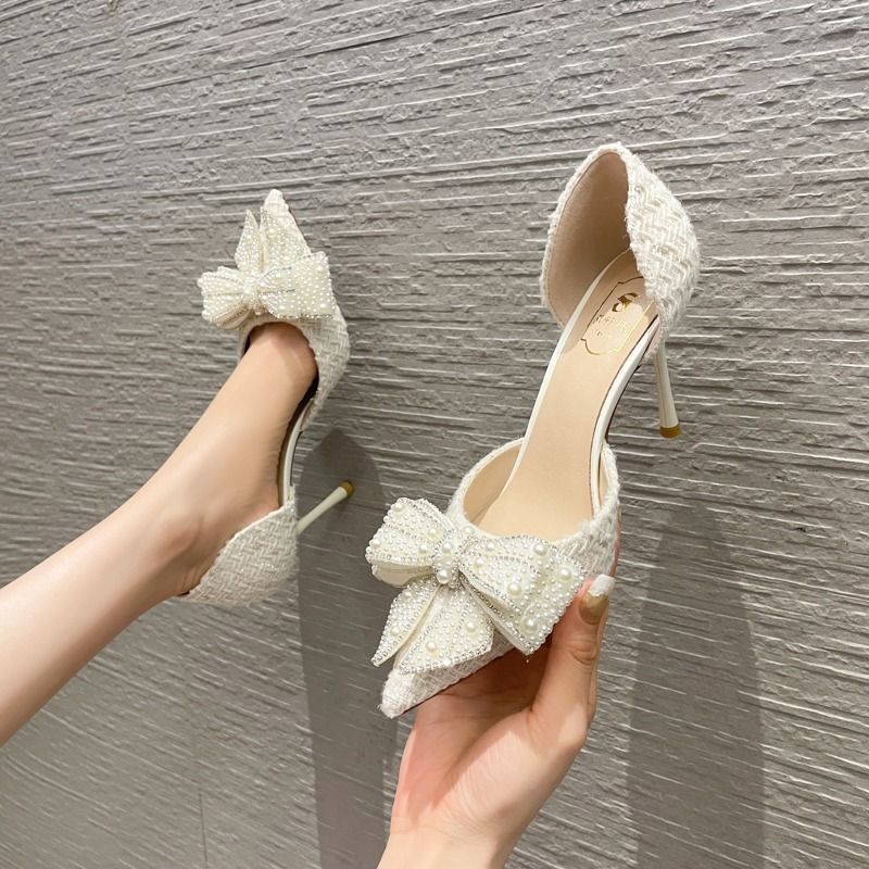 Breathable Side Empty Bow Niche With Skirt Rhinestone Hollow Pumps