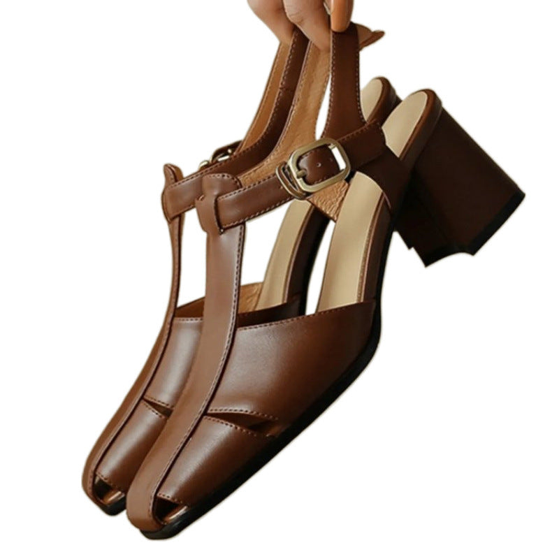 Hollow Retro Closed Toe Chunky Heel Sandals For Women