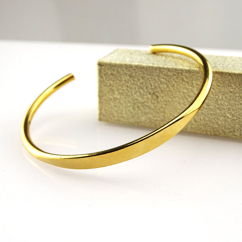 European And American Stainless Steel Letter C-shaped Bracelet